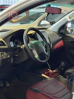 ميتسوبيشي L200